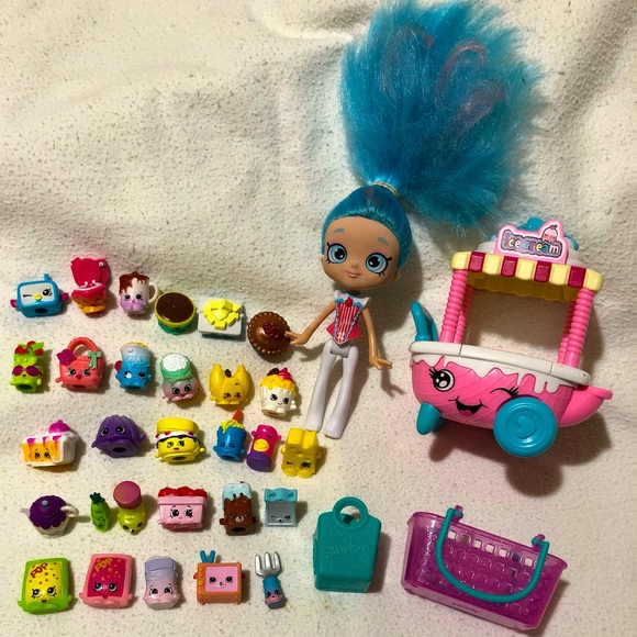 Shopkins Shoppies Jessicake, Ice Cream Cart, 29 Shopkins and 2 Shopping Baskets - Picture 1 of 6